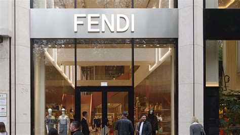 lavora con noi fendi|fendi careers.